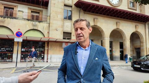 El candidato del PSOE a la Alcalda de Oviedo, Carlos Fernndez Llaneza