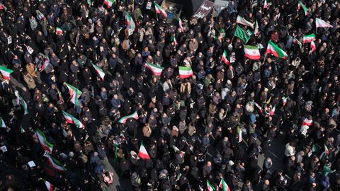 Miles de partidarios del r�gimen iran� pidieron esta semana venganza en multitudinarias manifestaciones