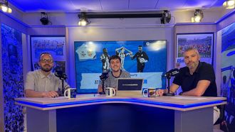 Ant�n Lest�n (en el centro), Breog�n Blanco (a la izquierda) y Rub�n Rivera (a la derecha) en el programa de Youtube de Torre de Marath�n