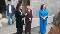 La conselleira de Vivenda e Planificaci�n de Infraestruturas, Mar�a Mart�nez Allegue (izquierda), con la decana del Colexio de Enxe�eiros de Cami�os, Canais e Portos, Lorena Solana, y la delegada de la Xunta en A Coru�a, Bel�n do Campo