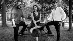 Abe R�bade, Alma e Rale Micic, os integrantes do tr�o de jazz