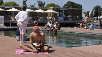 Plataforma n�utica de O Parrote