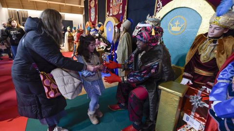 Los Reyes Magos atendieron las peticiones de los m�s peque�os