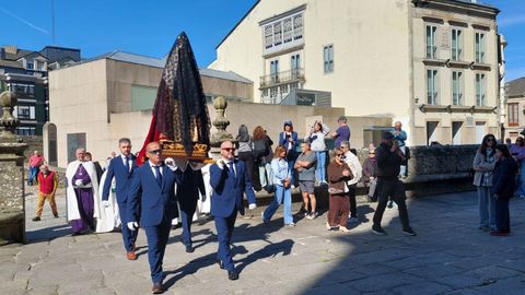 La procesi�n del Santo Encontro, en Lugo. La Virgen llegaba con el velo negro en se�al de luto