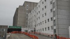 Entrada del servicio de Urgencias del hospital Arquitecto Marcide