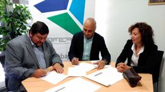 Un momento de la r�brica del acuerdo