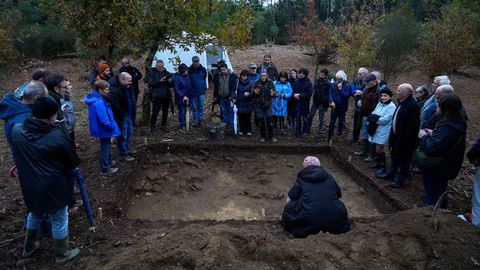Visita a las excavaciones del Castro da Croa en A Pobra