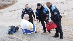 Rescate en la playa de Riazor