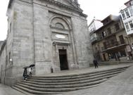 Colegiata de Santa Mar�a. La orograf�a ayuda. 