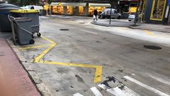 Parada de taxis en la avenida de Os Mallos en la que se detuvo el conductor del veh�culo que se incendi�.