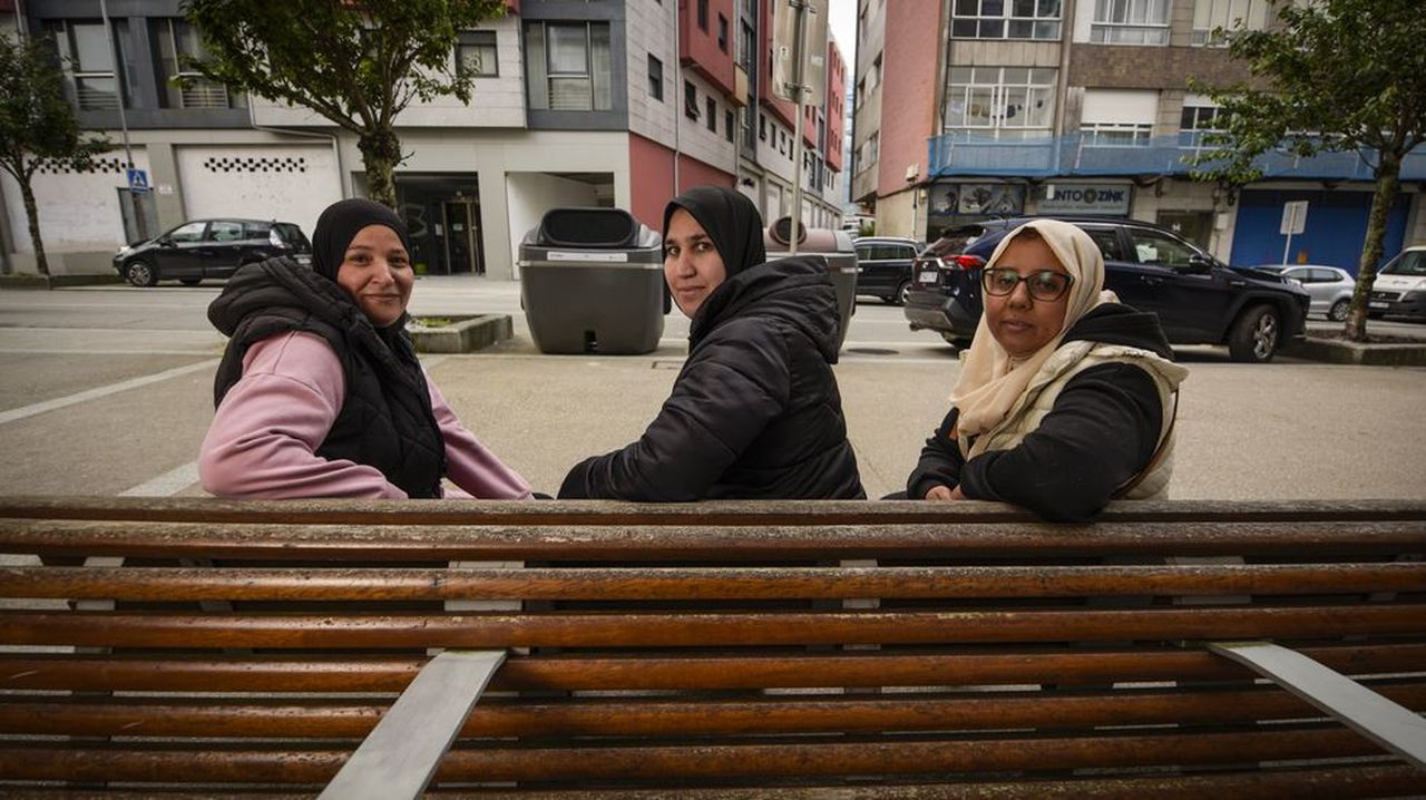Ser mujer y marroquí en Galicia: «Ir sin velo para mí es ir desnuda»