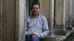 Jos� Veiga, nos claustros de San Francisco