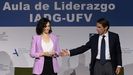 La presidenta de la Comunidad de Madrid, Isabel D�az Ayuso y el expresidente del Gobierno, Jos� Mar�a Aznar, en la clausura de un curso en la Universidad Francisco de Vitoria, en Madrid