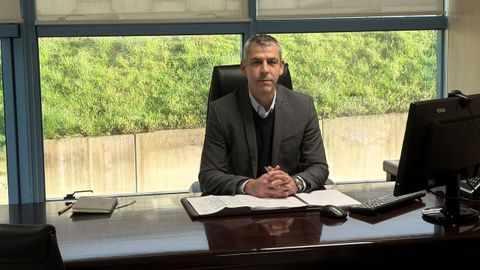 Alberto, Zalvide, director gerente de SYC-Applus, en su despacho