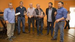 Entregados los premios del campeonato de tute de Nosa Se�ora do Faro: �im�genes!