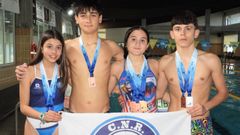 Queiruga, Bacaoanu, Ageitos y Pati�o, con sus medallas.