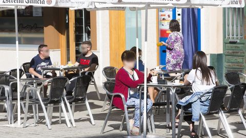 Imagen de una terraza en Carballo