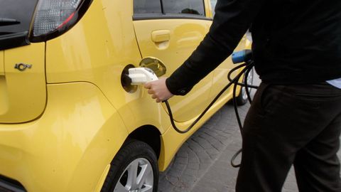 Carga de un coche elctrico