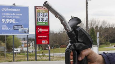 Precio de combustibles, ayer, en gasolineras de Carballo