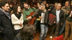 Los grupos participantes en el certamen de A Pobra do Broll�n cantar�n en ocho bares de este municipio