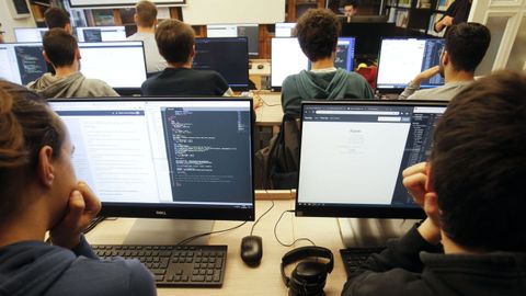 Imagen de archivo del IES San Clemente de Santiago, especializado en informática