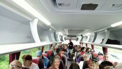 Bus del BNG de Ferrolterra que sufri� un revent�n cuando viajaba a Santiago