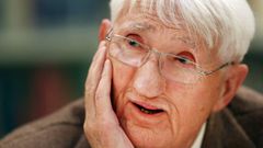 Fotograf�a de archivo fechada en 2012 del fil�sofo alem�n J�rgen Habermas.