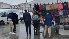 La feria de Betanzos, bajo la lluvia