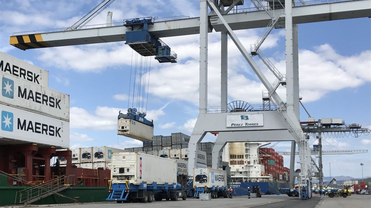 Pérez Torres Marítima reduce los ingresos por la desaceleración global, pero gana un 36 % más