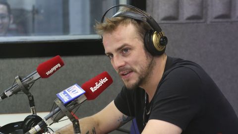 El cantante Alex Casademunt, en una visita a Galicia en el 2018