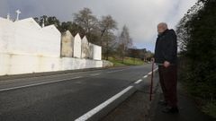 Daniel acude todos los d�as a hablar a la tumba de su mujer sin cruzar la peligrosa carretera de O Couto