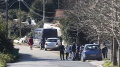 La operacin policial sirvi para liberar a drogodependientes que vivan en el interior del poblado (en la imagen, ante el de Los Chaquetas) cautivos: reciban comida y drogas a cambio de realizar todo tipo de trabajos