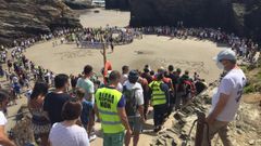 Las im�genes de la �xuntanza familiar� de Alcoa en As Catedrais