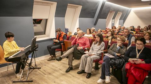 PRESENTACION DEL LIBRO DE AURORA MARCO