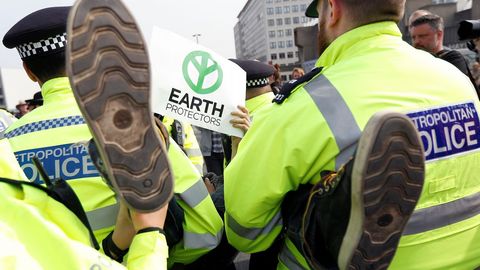 PROTESTAS ECOLOGISTAS EN EL CENTRO DE LONDRES
