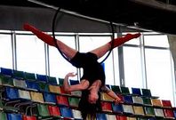 La artista coru�esa Sue Moreno, ayer en el Coliseo durante la presentaci�n del Cirque �loize