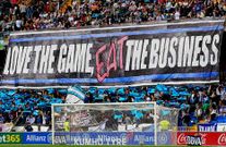 Imagen de la zona que ocupan los Riazor Blues durante el partido contra el Real Madrid de esta temporada. 