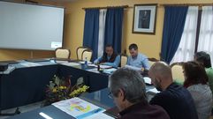 Un proyector ocupaba el lugar de la oposici�n