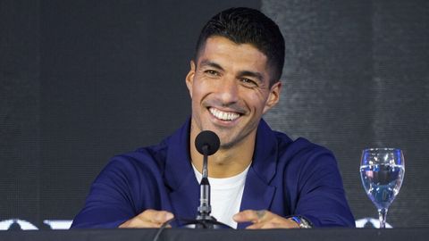 Luis Surez, durante la comparecencia en la que anunci su despedida de la seleccin de Uruguay