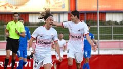 Pedro Benito festeja el gol que marc� en la pasada jornada