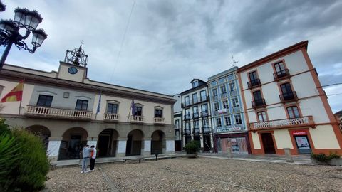 Los hechos ocurrieron en una entidad bancaria de Vegadeo