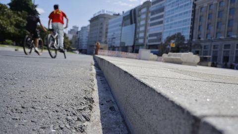Las obras de remodelaci�n prosiguen en los Cantones de A Coru�a