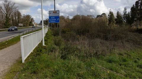 Futura zona de enlace del pol&iacute;gono con la AC-552, y a pocos metros con la autov&iacute;a, la autopista y la proyectada variante.