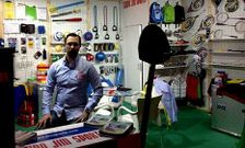 Jes�s Manuel Gra�a, gerente de Jim Sports, en el estand instalado en M�nich junto a otras 2.000 marcas.