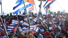 Participantes nunha manifestaci�n da Plataforma Antiimperialista en La Habana, este 22 de maio.