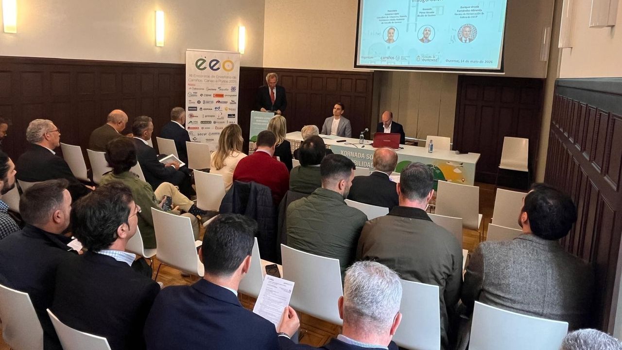 Los ingenieros de caminos defienden en Ourense la movilidad vertical para crear ciudades «inclusivas»