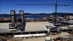 La construcci�n de la estaci�n del AVE de Urzaiz est� en su fase final y el                ministerio de Fomento quiere que entre en servicio, junto con el Eje Atl�ntico la pr�xima primavera. 