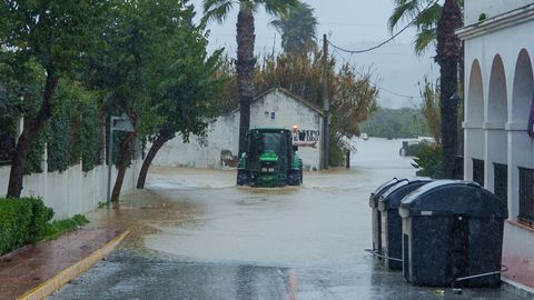 Inundaciones en la localidad gaditana de Mart�n del Tesorillo en Los Barrios, C�diz 