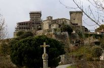 El castillo est� siendo rehabilitado para acoger el Parador de Turismo de la comarca.