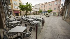 Una terraza vac�a en la plaza de Espa�a